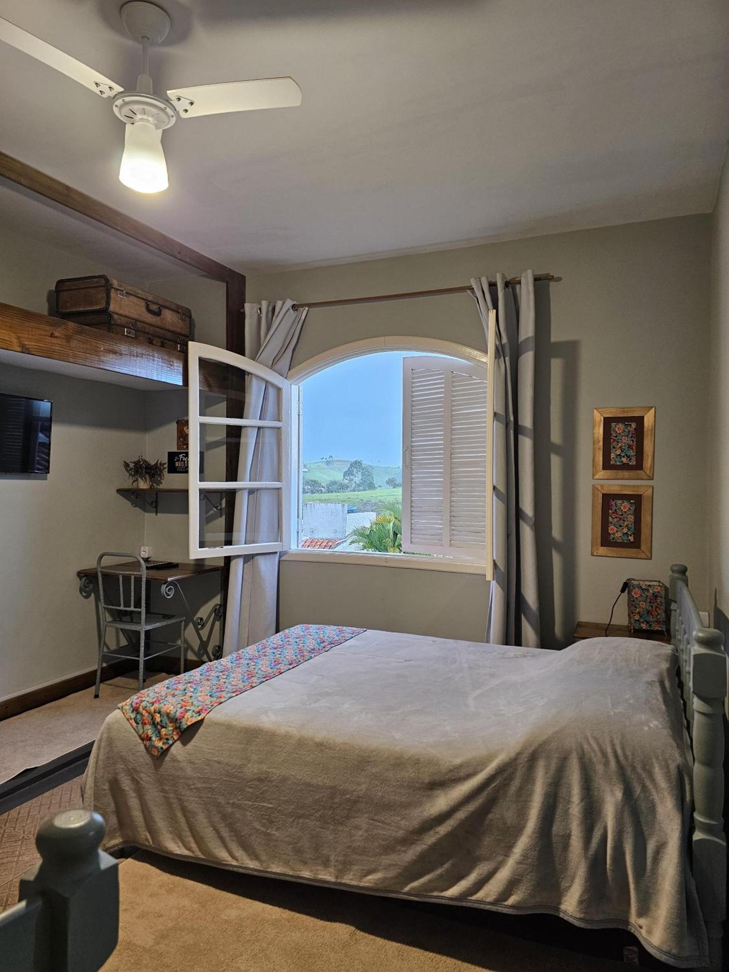 Double Room,1663772432:JPEG